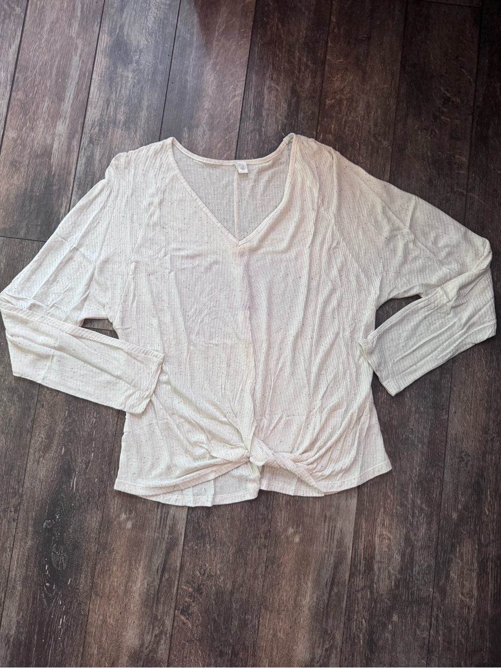 Francesca's Collections Cream V-Neck Long Sleeve Knot Top